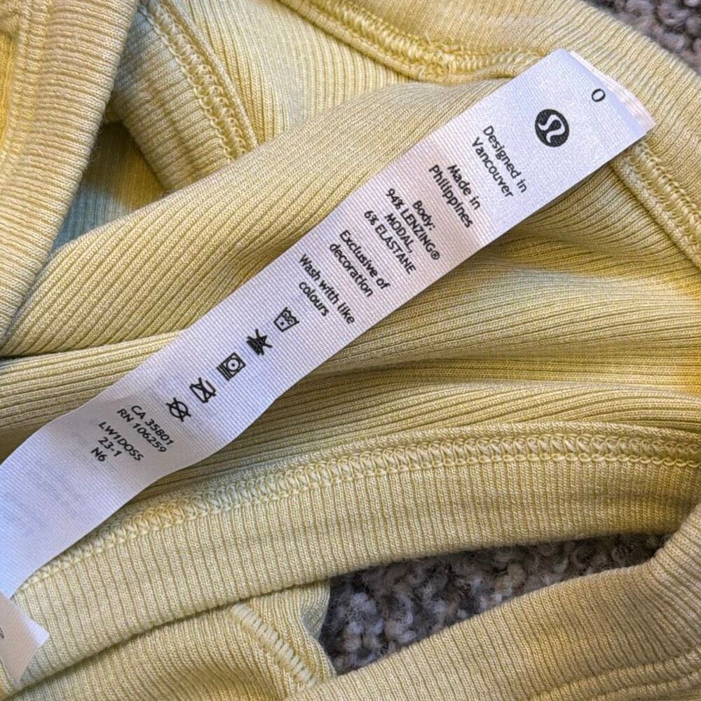 Lululemon Ribbed Racerback Tank Top Pale Yellow Size 0 - Picture 5 of 5